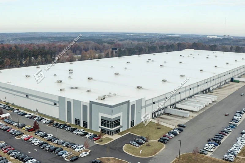 Location d'entrepôt logistique vs. construction : avantages et inconvénients