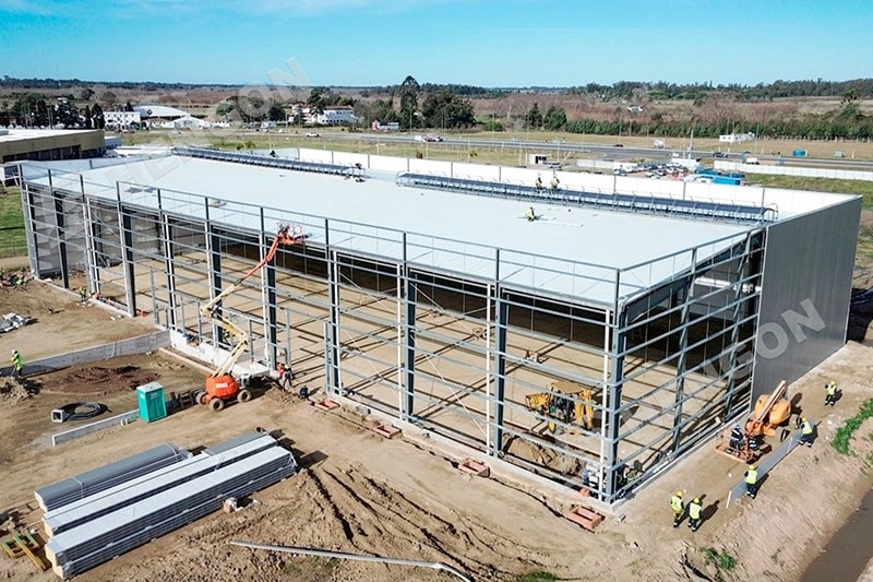 Un client uruguayen prévoit un projet d'appartements préfabriqués en acier avec Hengon