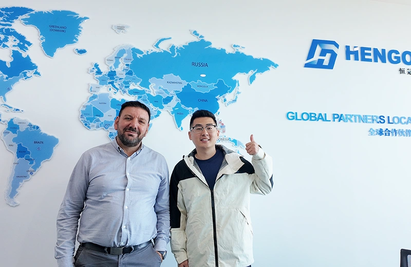 Bienvenue aux clients grecs qui souhaitent visiter notre usine